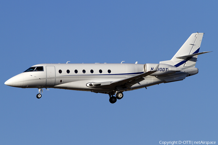 Lockheed Martin Gulfstream G200 (N830DT) | Photo 469937