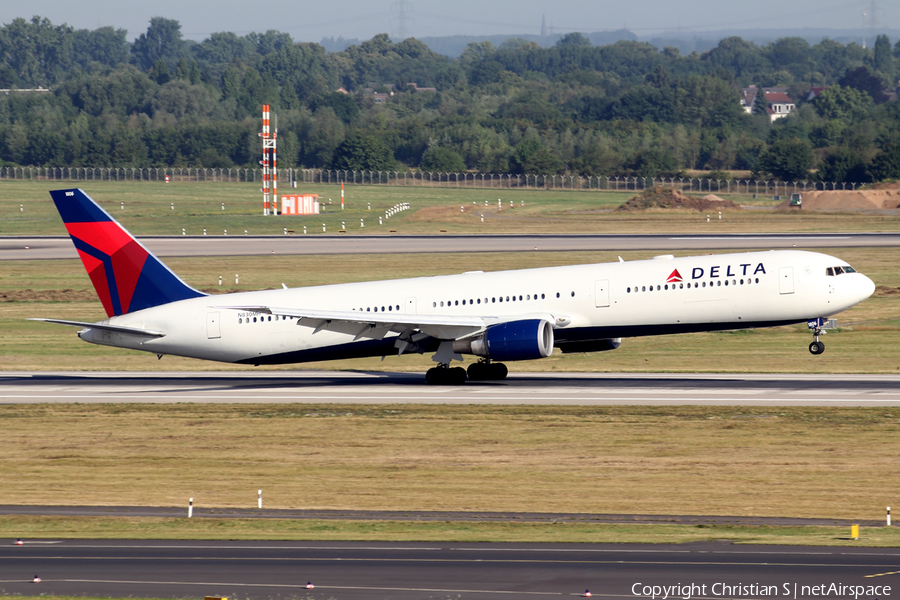 Delta Air Lines Boeing 767-432(ER) (N830MH) | Photo 175781