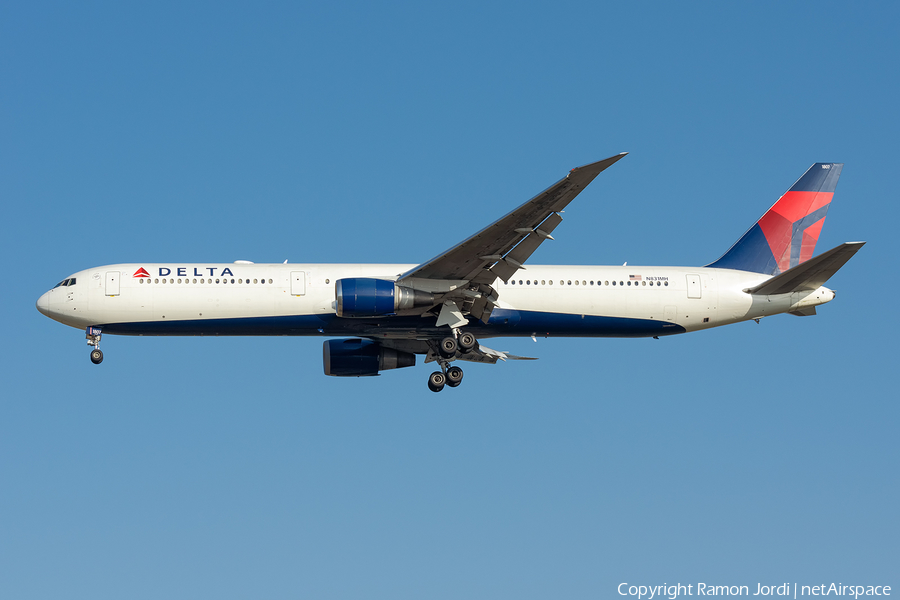 Delta Air Lines Boeing 767-432(ER) (N831MH) | Photo 425067