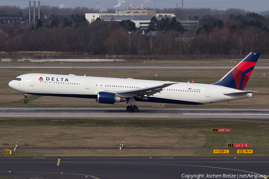 Delta Air Lines Boeing 767-432(ER) (N831MH) | Photo 147694