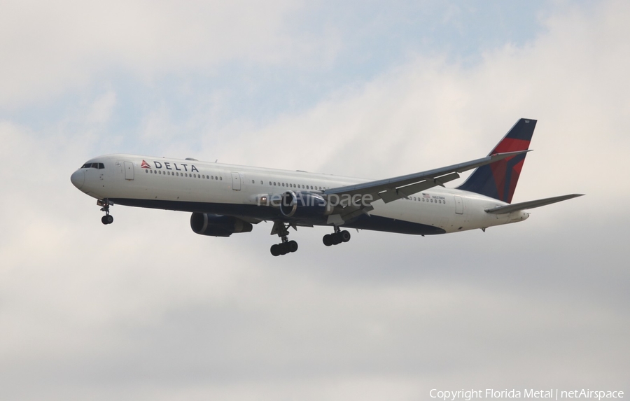 Delta Air Lines Boeing 767-432(ER) (N831MH) | Photo 318166