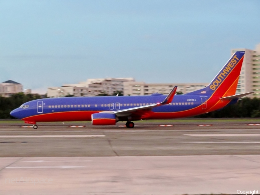 Southwest Airlines Boeing 737-8H4 (N8320J) | Photo 13131