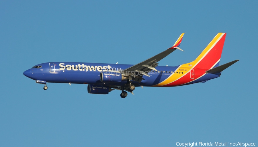 Southwest Airlines Boeing 737-8H4 (N8325D) | Photo 679253