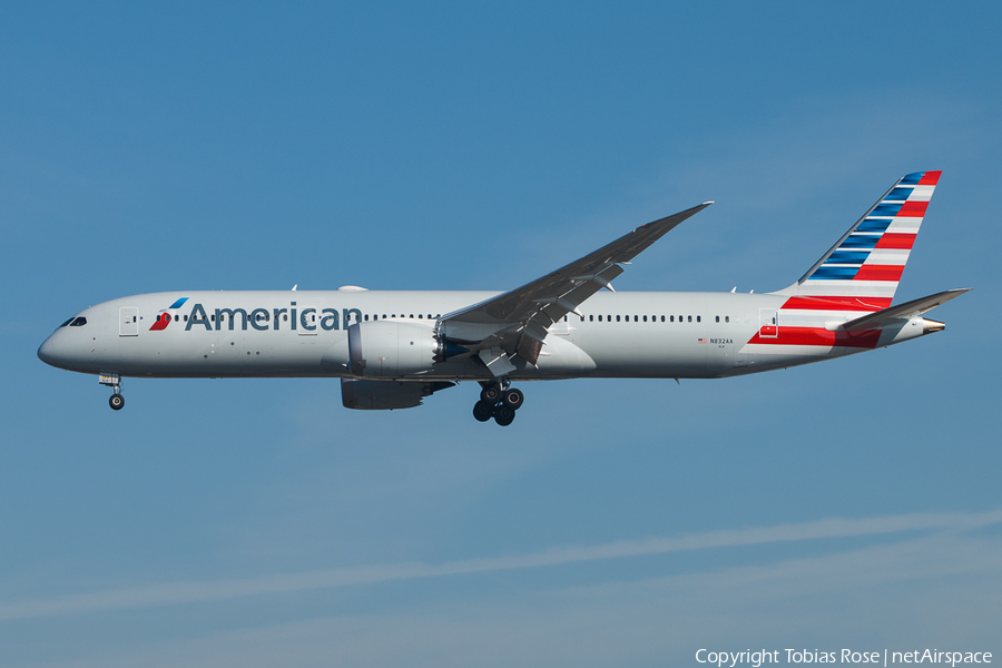 American Airlines Boeing 787-9 Dreamliner (N832AA) | Photo 298782
