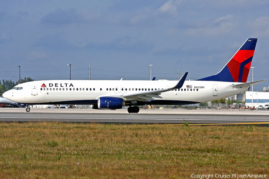 Delta Air Lines Boeing 737-932(ER) (N832DN) | Photo 102985