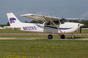 (Private) Cessna 172S Skyhawk SP (N832KS) at  Oshkosh - Wittman Regional, United States