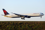 Delta Air Lines Boeing 767-432(ER) (N832MH) at  Atlanta - Hartsfield-Jackson International, United States