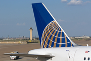 United Airlines Airbus A319-131 (N832UA) at  Dallas/Ft. Worth - International, United States
