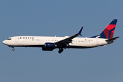 Delta Air Lines Boeing 737-932(ER) (N833DN) at  New York - John F. Kennedy International, United States