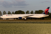 Delta Air Lines Boeing 767-432(ER) (N833MH) at  Amsterdam - Schiphol, Netherlands