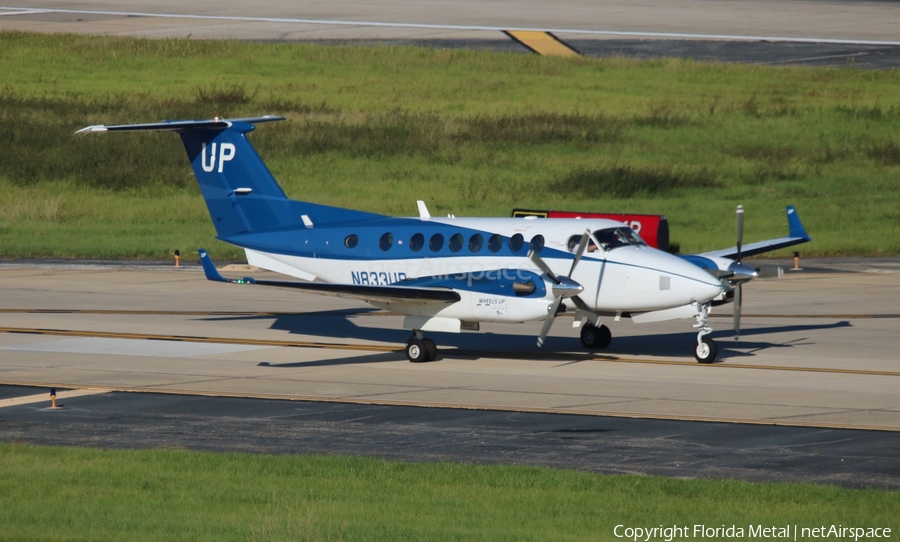 Wheels Up Beech King Air 350 (N833UP) | Photo 318190