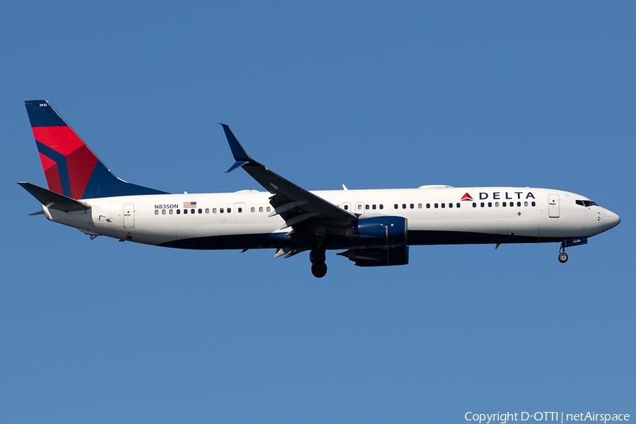 Delta Air Lines Boeing 737-932(ER) (N835DN) | Photo 357546
