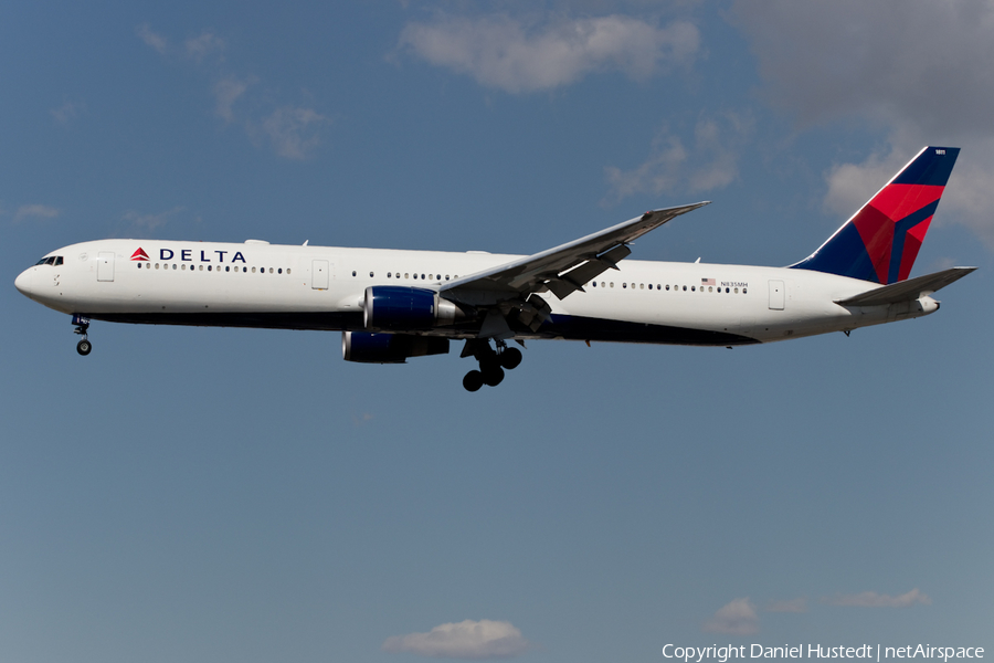Delta Air Lines Boeing 767-432(ER) (N835MH) | Photo 446838