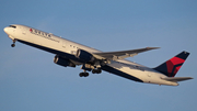 Delta Air Lines Boeing 767-432(ER) (N836MH) at  New York - John F. Kennedy International, United States