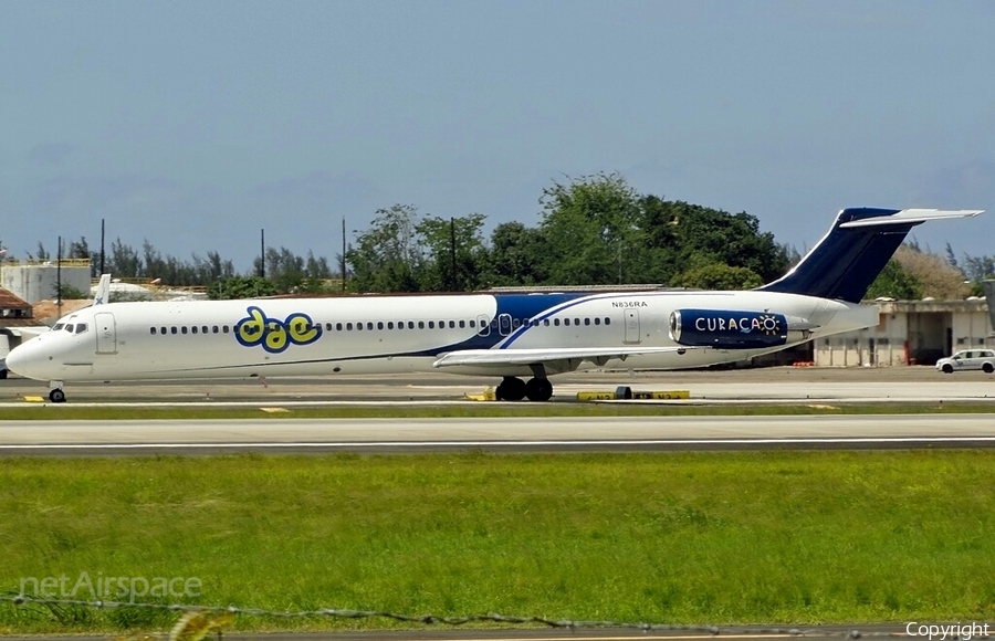 Dutch Antilles Express McDonnell Douglas MD-83 (N836RA) | Photo 92932