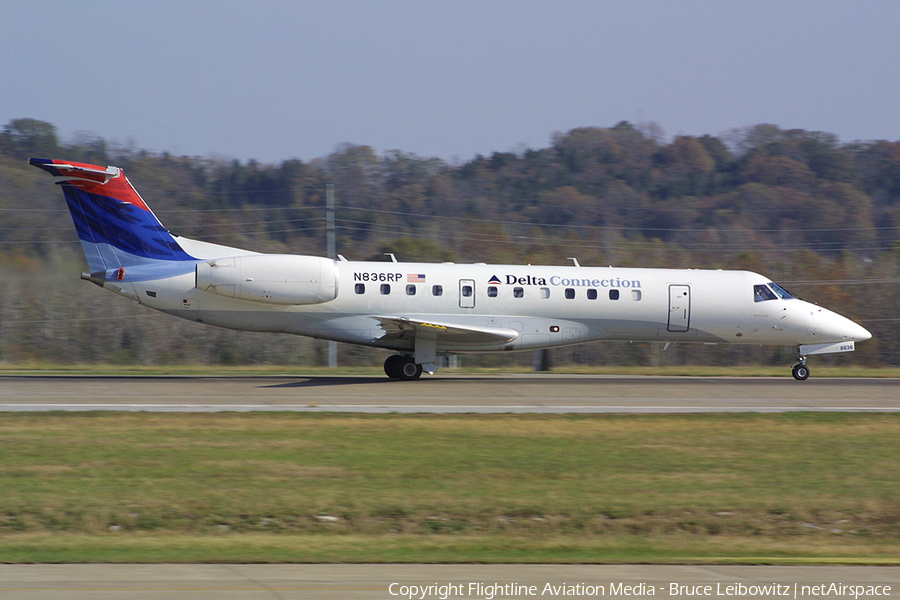 Delta Connection (Chautauqua Airlines) Embraer ERJ-135LR (N836RP) | Photo 91641