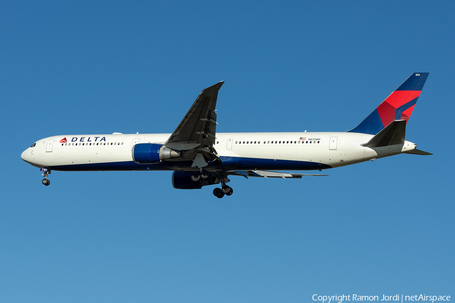 Delta Air Lines Boeing 767-432(ER) (N837MH) | Photo 384632