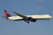 Delta Air Lines Boeing 767-432(ER) (N837MH) at  Dallas/Ft. Worth - International, United States