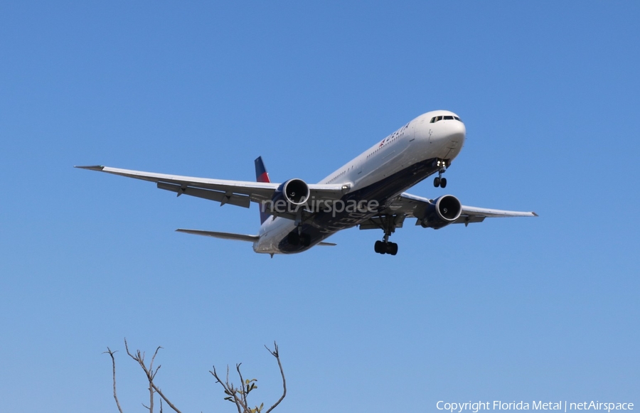 Delta Air Lines Boeing 767-432(ER) (N837MH) | Photo 318230