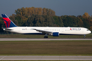 Delta Air Lines Boeing 767-432(ER) (N837MH) at  Munich, Germany