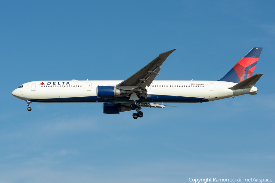 Delta Air Lines Boeing 767-432(ER) (N840MH) | Photo 399911