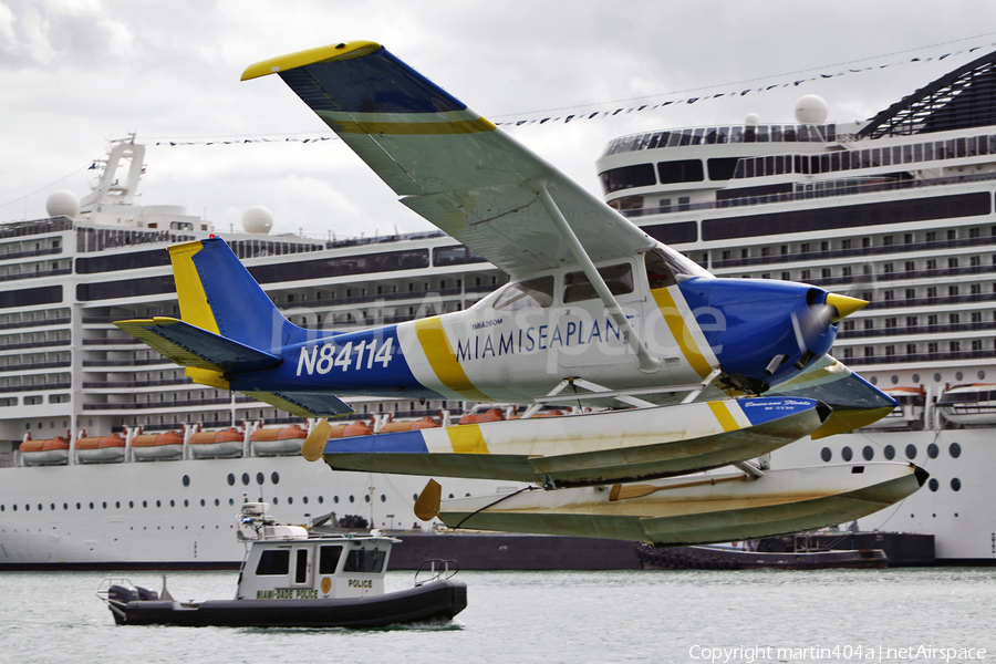 Miami Seaplanes Cessna 172K Skyhawk (N84114) | Photo 40936