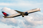 Delta Air Lines Boeing 767-432(ER) (N841MH) at  Atlanta - Hartsfield-Jackson International, United States