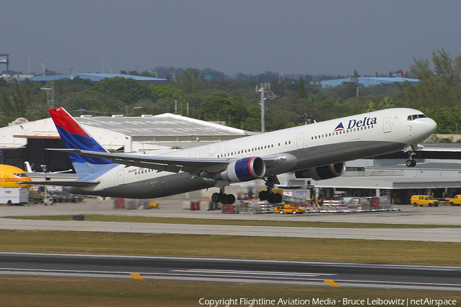 Delta Air Lines Boeing 767-432(ER) (N841MH) | Photo 172048