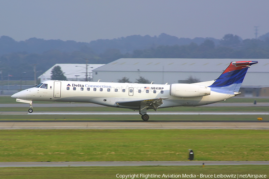 Delta Connection (Chautauqua Airlines) Embraer ERJ-135LR (N841RP) | Photo 90963