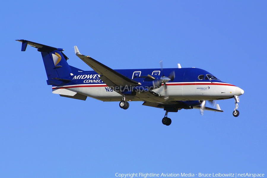 Midwest Connect Beech 1900D (N841SK) | Photo 181217