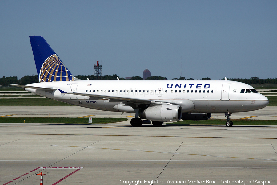 United Airlines Airbus A319-131 (N841UA) | Photo 92565