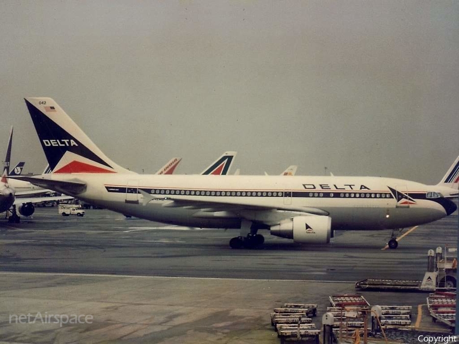 Delta Air Lines Airbus A310-324 (N842AB) | Photo 583883