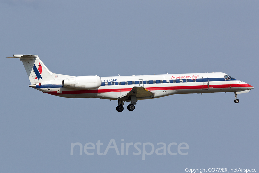 American Eagle Embraer ERJ-140LR (N842AE) | Photo 6033