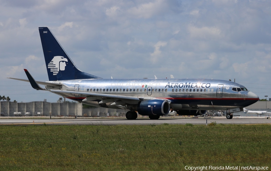 AeroMexico Boeing 737-752 (N842AM) | Photo 318328