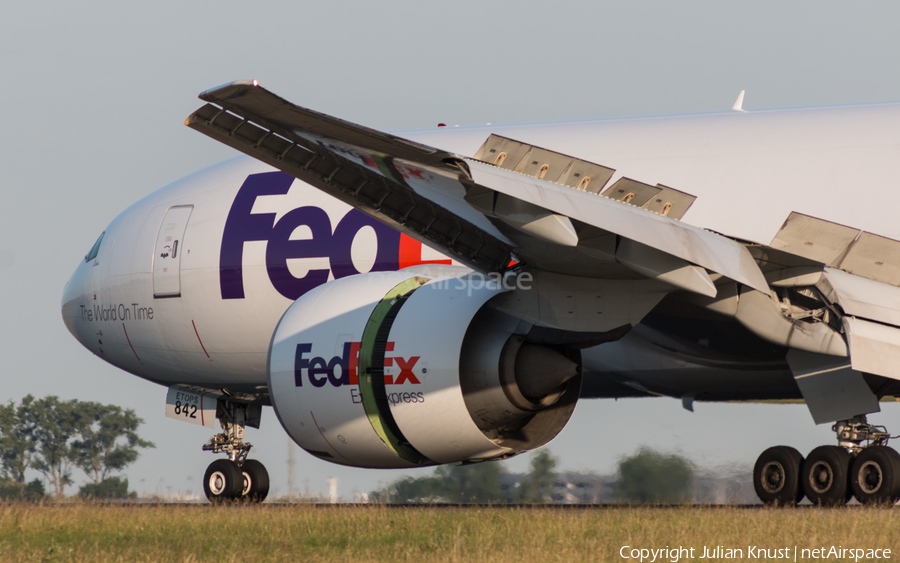 FedEx Boeing 777-FHT (N842FD) | Photo 171679