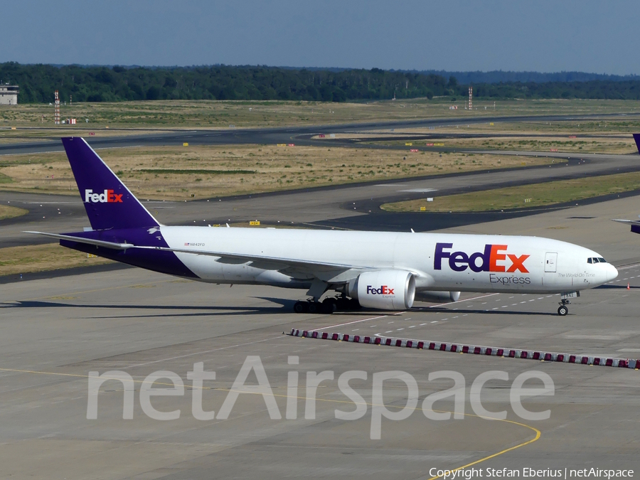 FedEx Boeing 777-FHT (N842FD) | Photo 577209