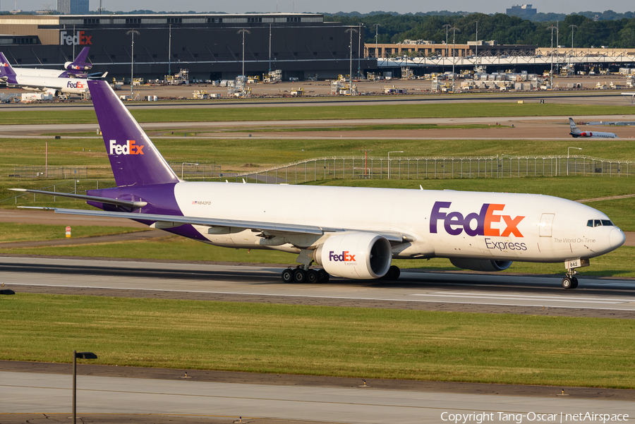 FedEx Boeing 777-FHT (N842FD) | Photo 464427