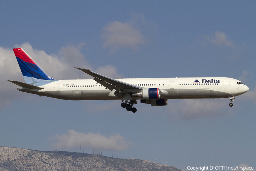 Delta Air Lines Boeing 767-432(ER) (N842MH) | Photo 315564