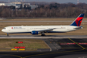 Delta Air Lines Boeing 767-432(ER) (N842MH) at  Dusseldorf - International, Germany