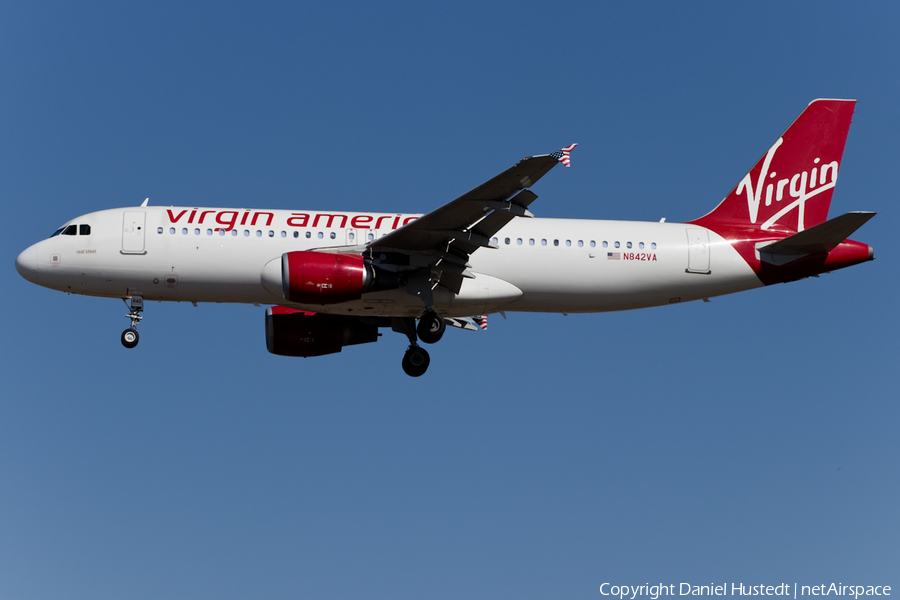 Virgin America Airbus A320-214 (N842VA) | Photo 446127