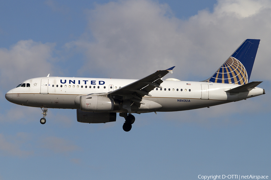 United Airlines Airbus A319-131 (N843UA) | Photo 469563
