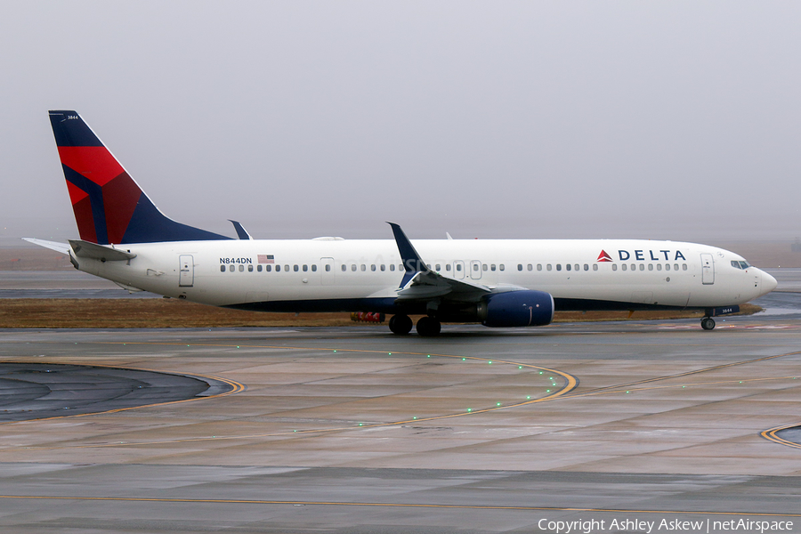 Delta Air Lines Boeing 737-932(ER) (N844DN) | Photo 137430