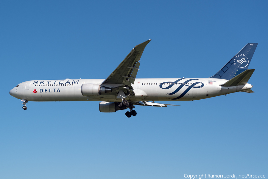 Delta Air Lines Boeing 767-432(ER) (N844MH) | Photo 348012
