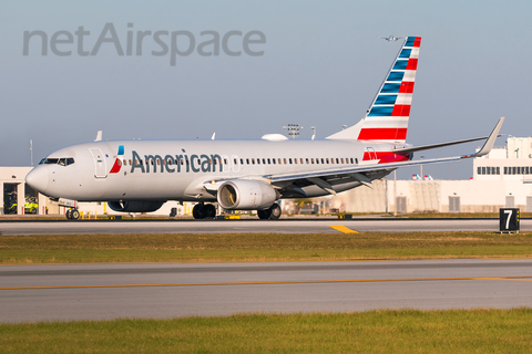 American Airlines Boeing 737-823 (N844NN) at  Miami - International, United States