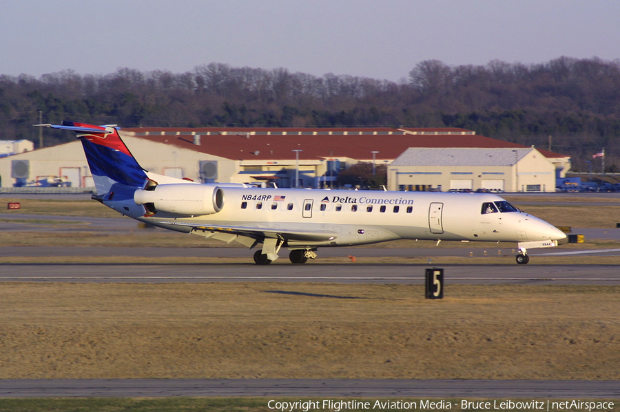 Delta Connection (Chautauqua Airlines) Embraer ERJ-135LR (N844RP) | Photo 91016
