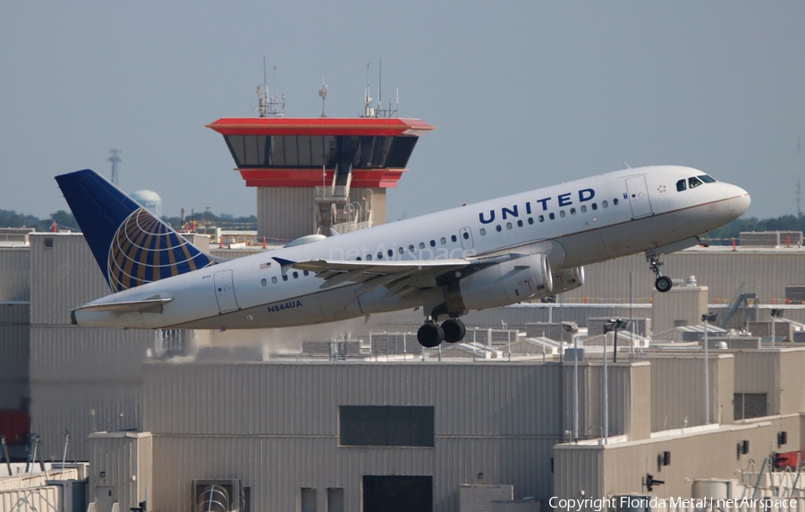 United Airlines Airbus A319-131 (N844UA) | Photo 318371