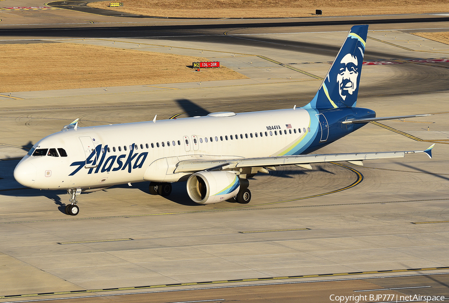 Alaska Airlines Airbus A320-214 (N844VA) | Photo 489809