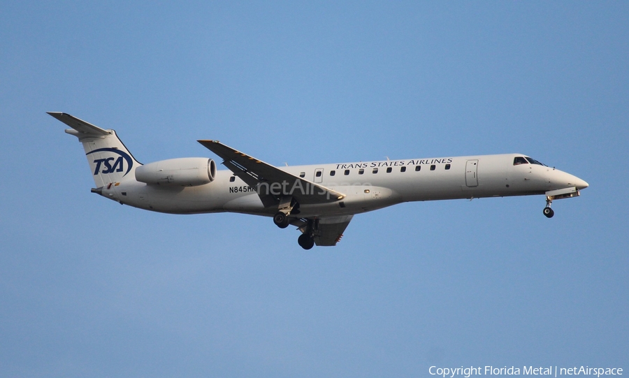 United Express (Trans States Airlines) Embraer ERJ-145LR (N845HK) | Photo 351463