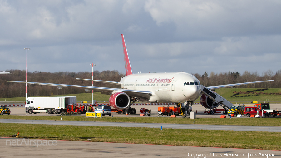 Omni Air International Boeing 777-2U8(ER) (N846AX) | Photo 375294