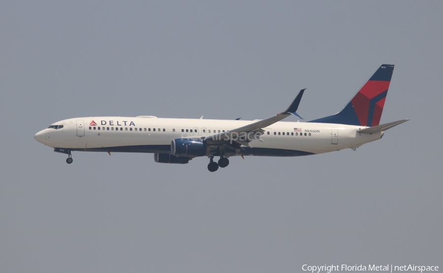 Delta Air Lines Boeing 737-932(ER) (N846DN) | Photo 318406